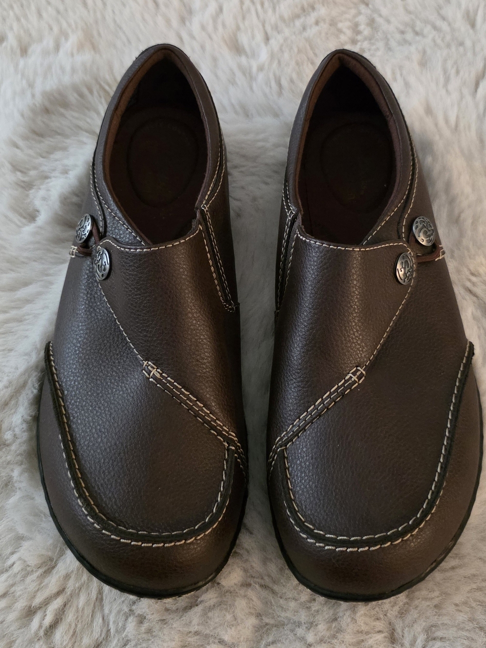 Clarks Men's Dark Brown Slip-On Loafers with Contrast Stitching